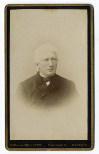 221194 Portret van mr. N.F. van Nooten, geboren 1817, lid van het Provinciaal Gerechtshof van Utrecht (1867-1873), ...